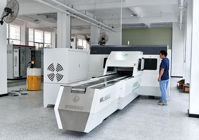 生產(chǎn)車(chē)間